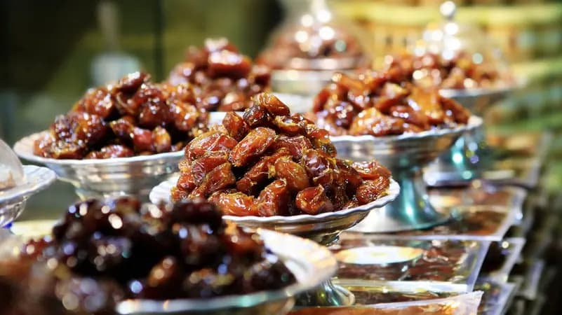 أطعمة تهزم التمر بالألياف.. رقم 1 سيُفاجئك!