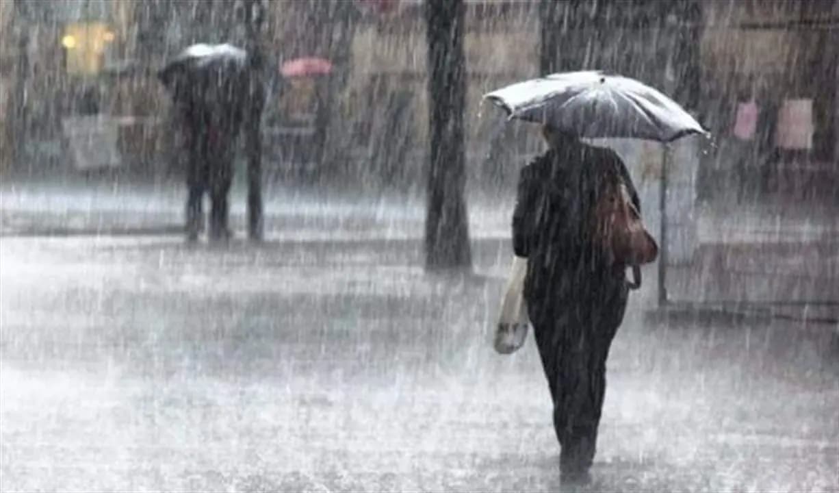 أمطار وعواصف.. متى ينحسر المنخفض الجوي؟