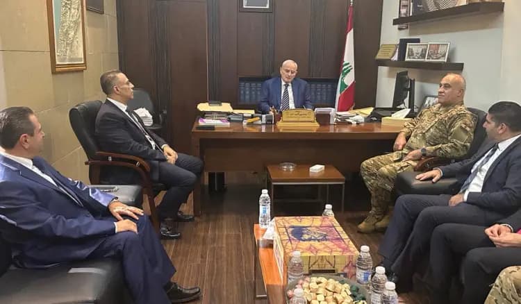 منسى يزور المحكمة العسكرية: للعمل بروح الفريق الواحد