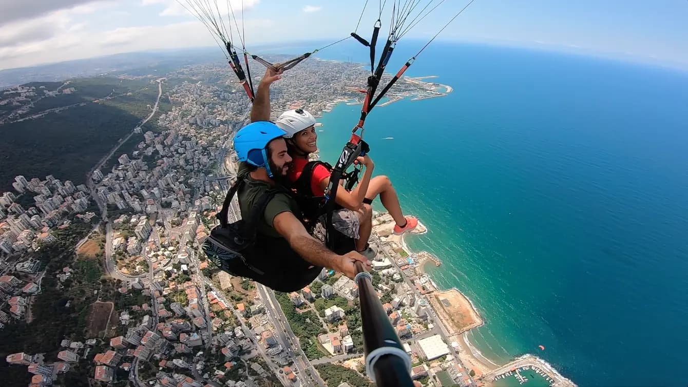 لا "Paragliding" خلال الزيارة البابوية!