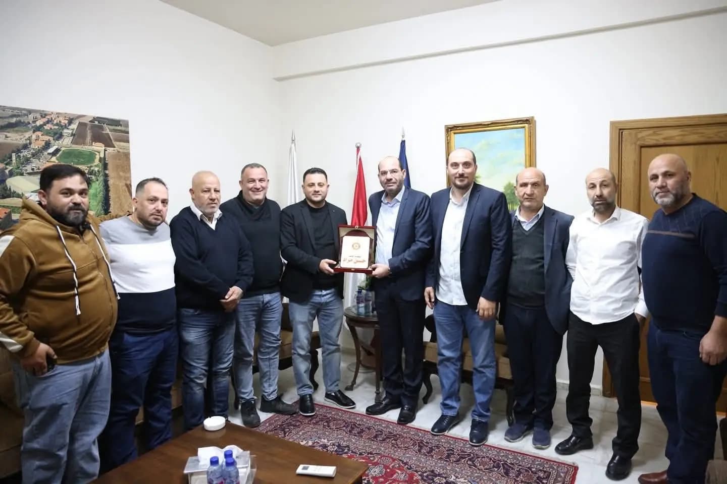 وفود شعبية ورسمية تزور مراد في الخيارة