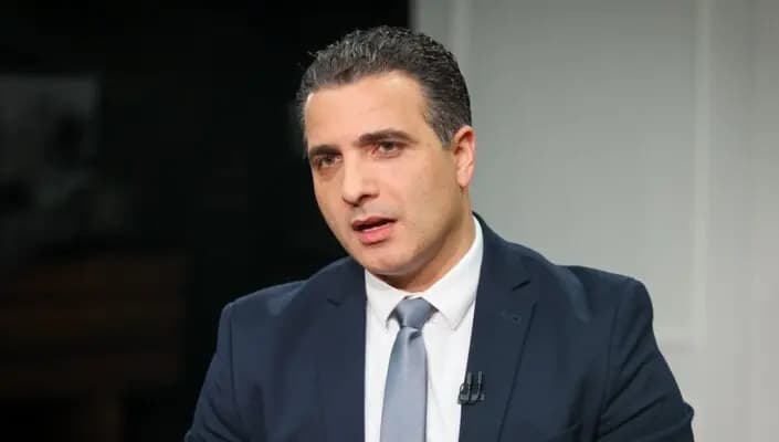 مطر لـ "الشـ.ـيخ قاسـ.ـم": اتركوا القرار للدولة وحدها!