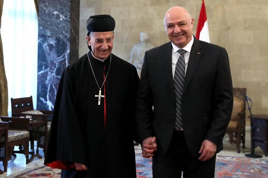 "زمن التفاوض والدبلوماسية".. الراعي بعد لقاء عون: لا خوف من حرب