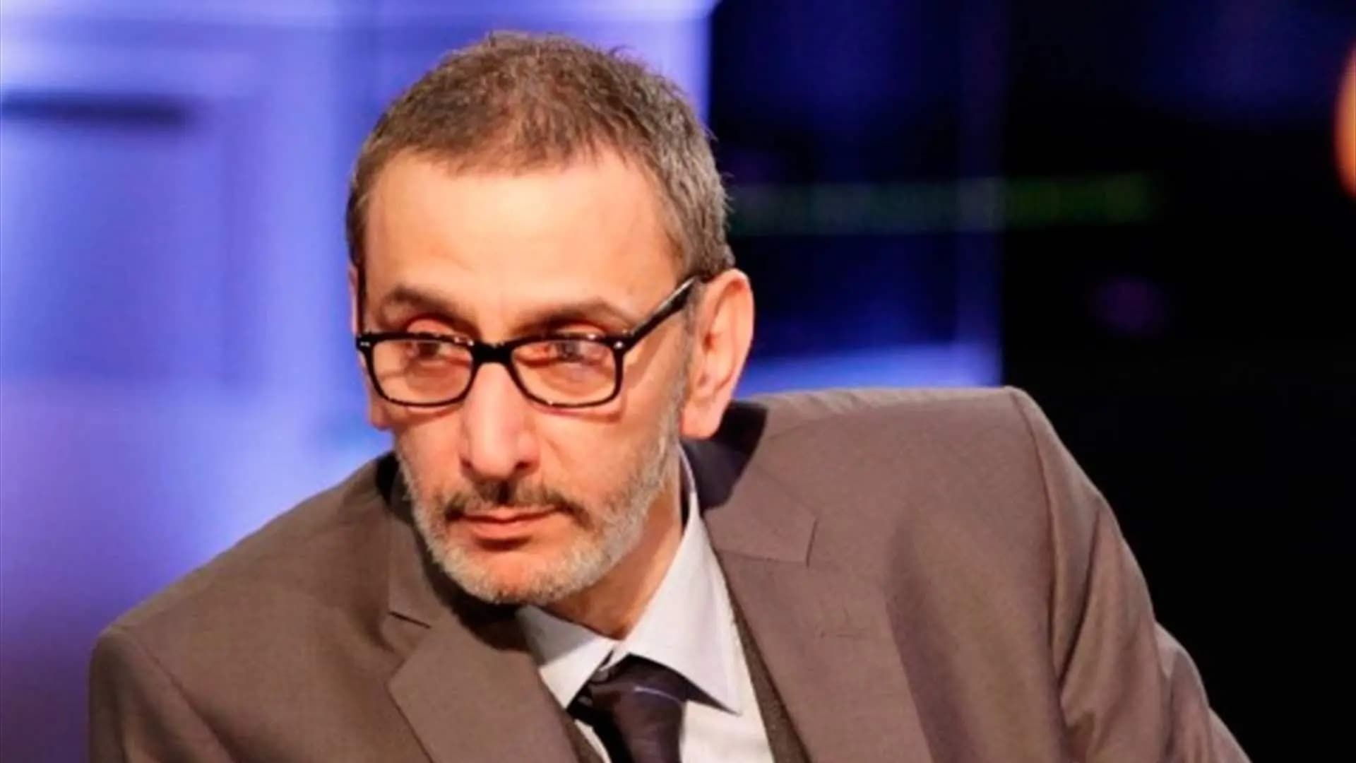 طابع بريدي يكرّم زياد الرحباني.. بأربع صور!