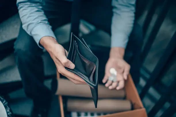 الفقر الخفي.. معاناة صامتة ومسؤولية مجتمعية مشتركة