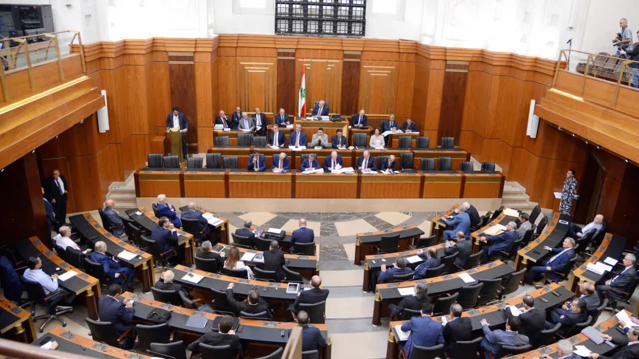 إجماعٌ رئاسيٌّ يكسر المقاطعة: الجلسة تنعقد ورفض نيابيٌّ لابتزاز «القوَّات»