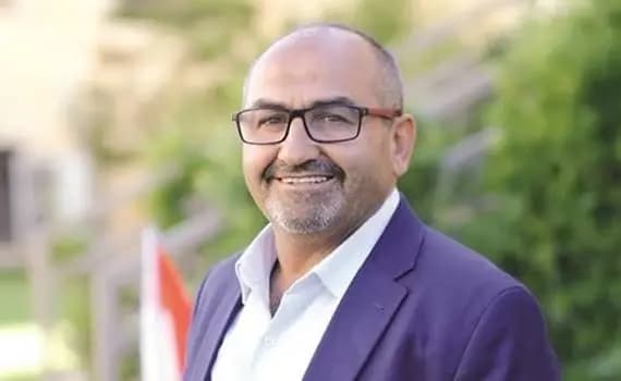 "مسؤولية سياسية مباشرة".. الحشيمي: الدولة مطالبة بالتعويض!