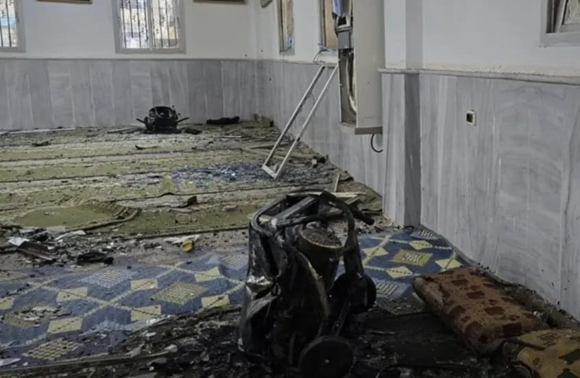 الحـ.ـزب يدين تفجـ.ـير مسجد في حمص: لإنزال أشد العقوبات بالفاعلين
