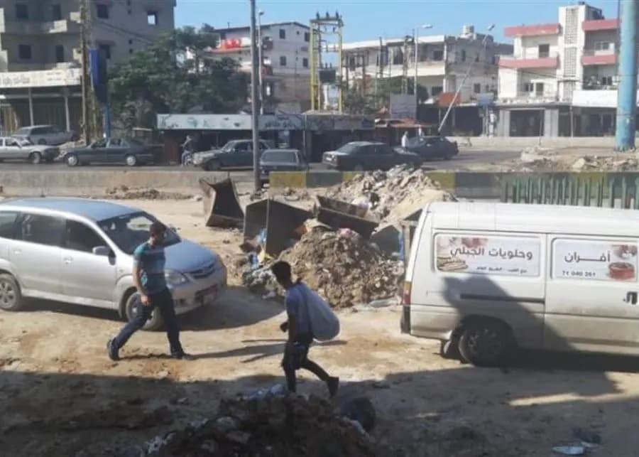 محتجون يقفلون طريق ببنين - العبدة مطالبين باطلاق ناشطَين