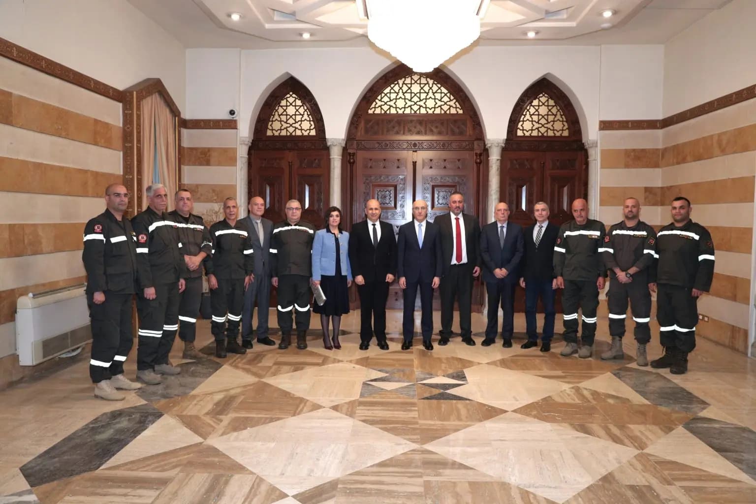 الحجار يستقبل المدير العام للدفاع المدني.. وعرض للإجراءات ليلة رأس السنة