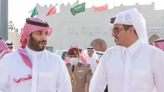 اتصال هاتفي بين أمير قطر وولي العهد السعودي