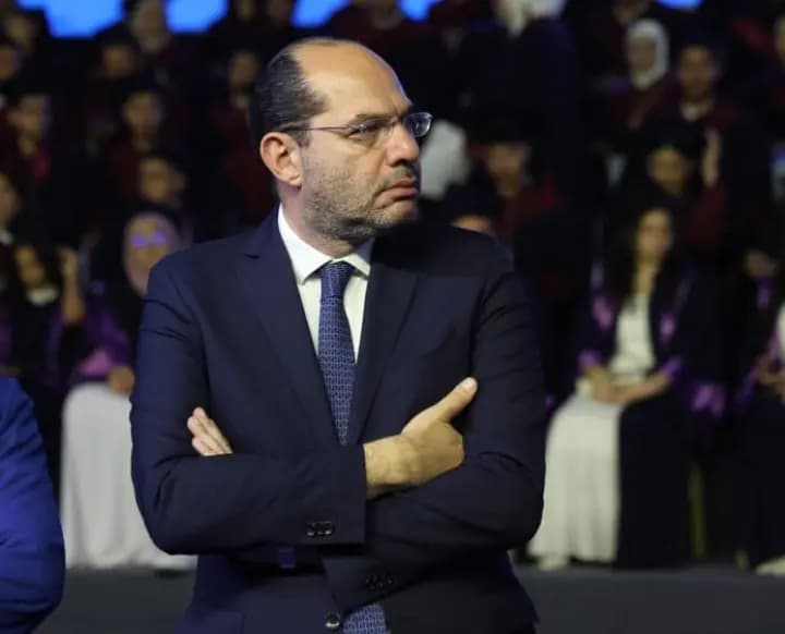 مراد يعلق على تصريحات رجي: تعبر عن انتمائه الحزبي