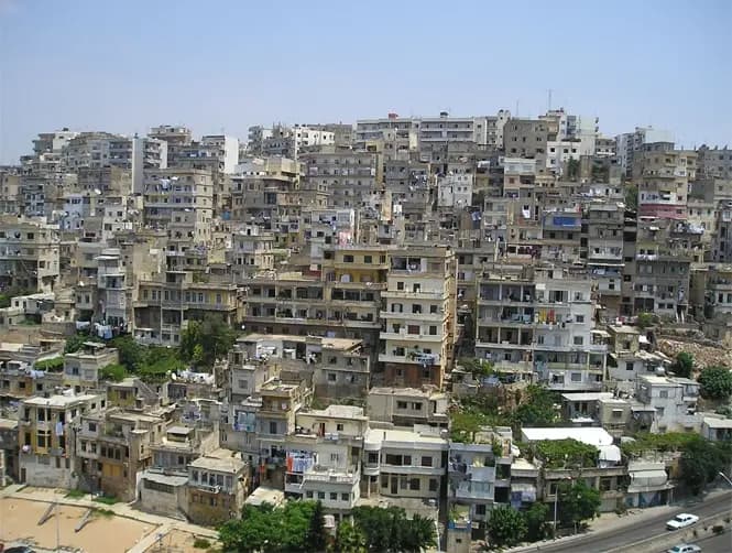 نقابة مالكي الأبنية المؤجرة تحذر: عشرات المباني القديمة مهدّدة بالانهيار