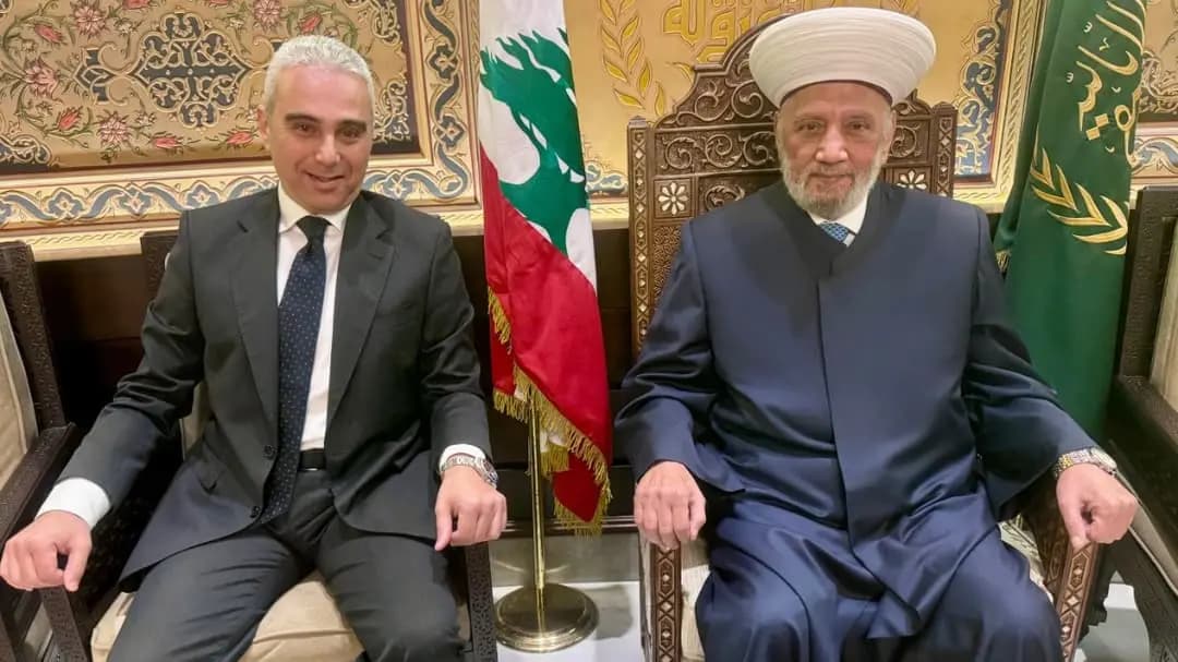 دريان يستقبل القنصل المصري