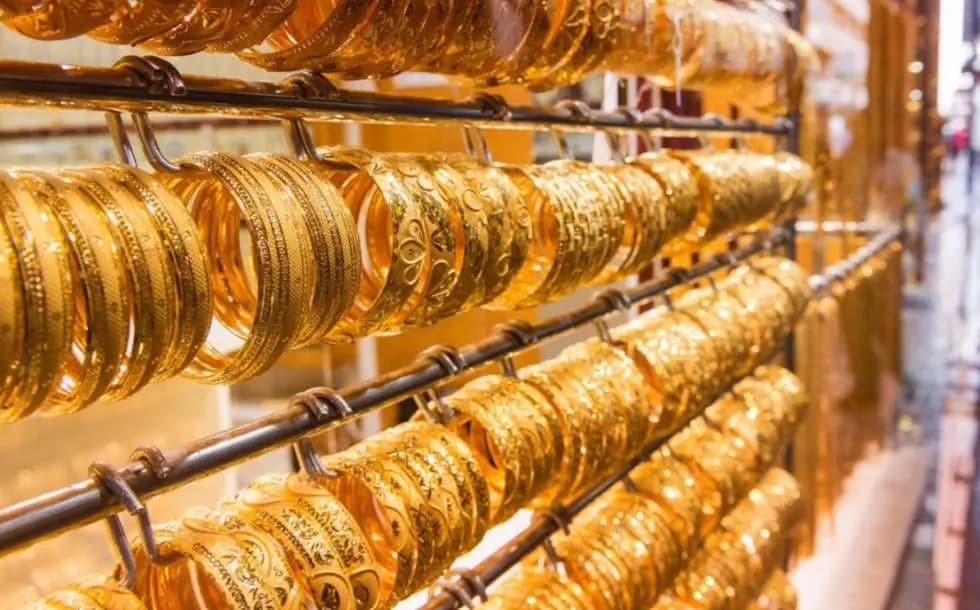 توقيف متورط ببيع ذهب مزوّر