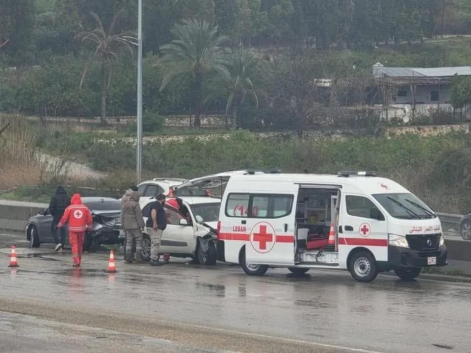 إصابات في حادث سير على أوتوستراد الجنوب
