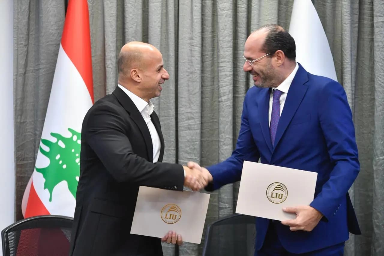 "الإنسان هو الاستثمار الأسمى".. مراد خلال حفل توقيع بروتوكول تعاون: صندوق الزكاة يحفظ الكرامة