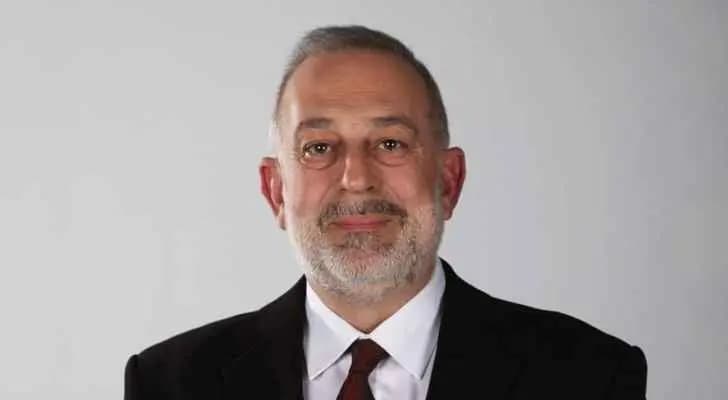 فنج: نحن بصدد طرح اسم مرشح رئاسي بين بعضنا البعض!
