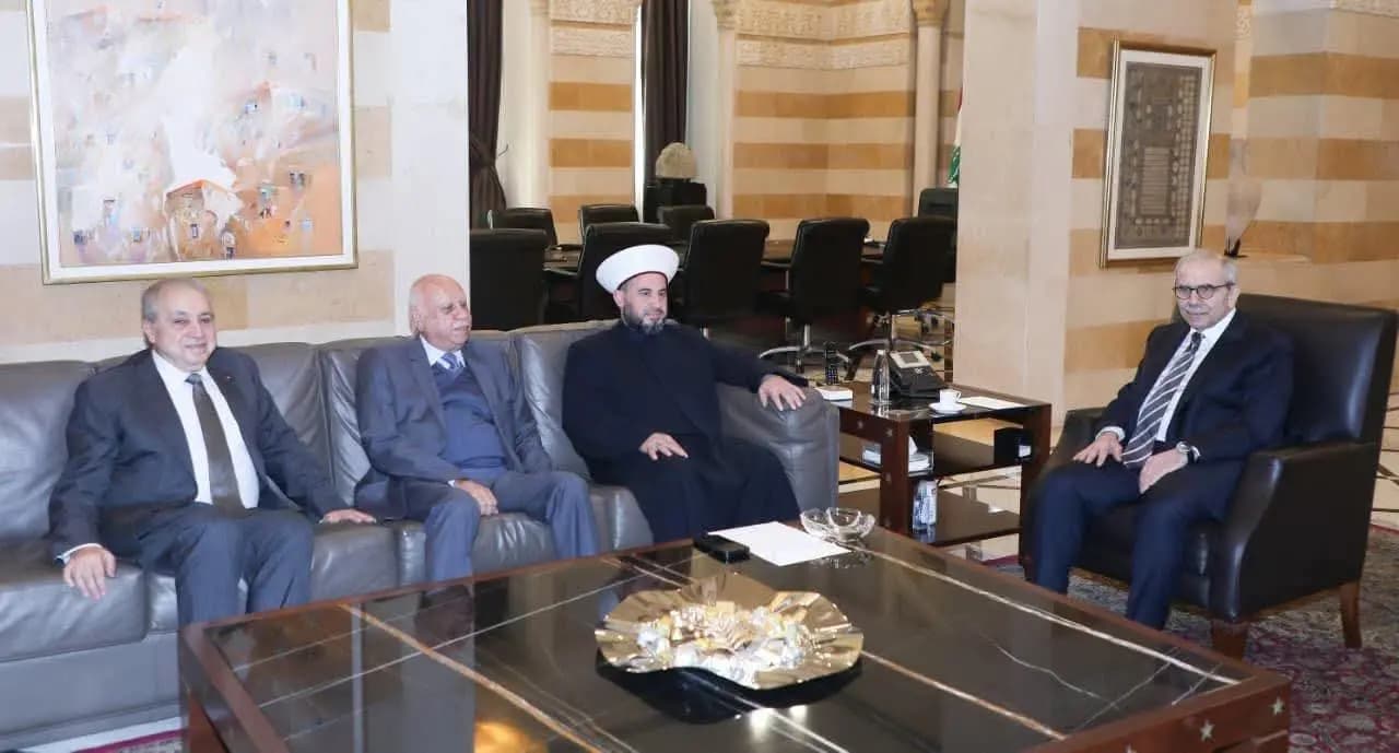 سلام يستقبل مفتي زحلة والبقاع.. ورسالة تهنئة من مفتي الجمهورية