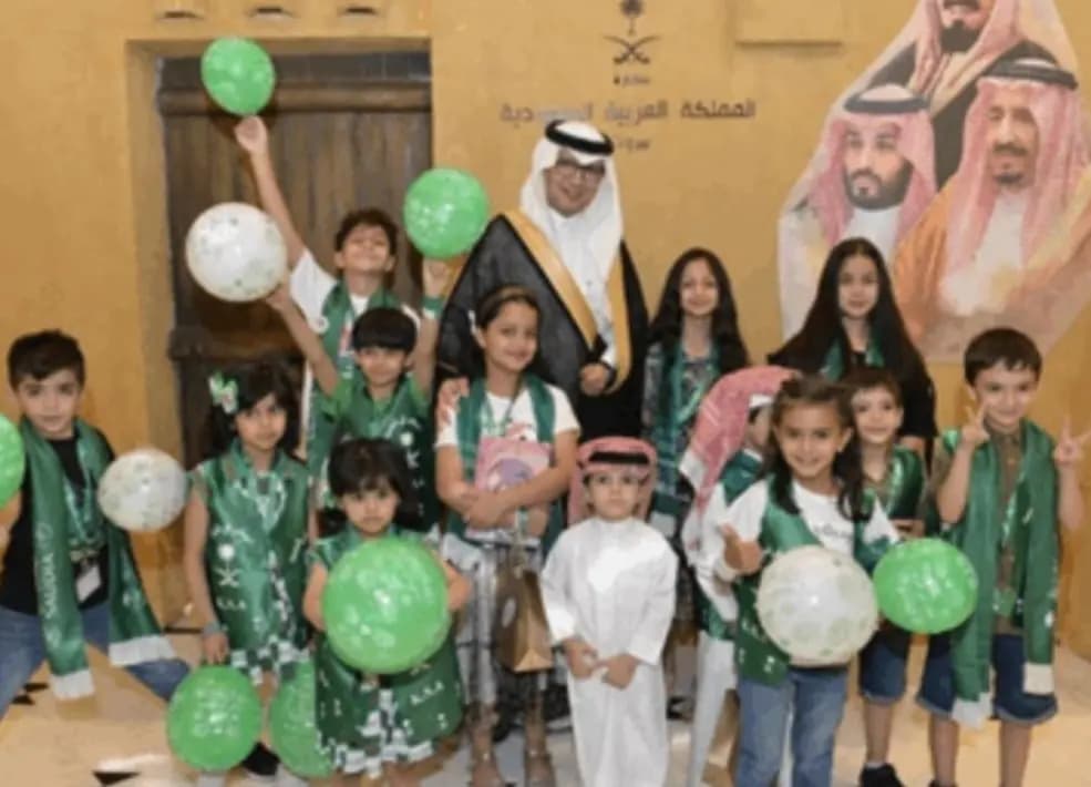 بخاري: من بيروت نحتفي بِاليوم الوطني السعودي