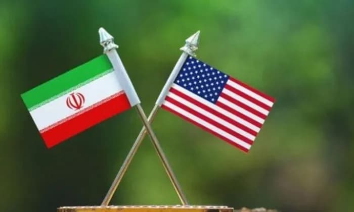 تفاوضٌ فوقَ حافةِ الهاويةِ بين واشنطن وطهران: أزمةُ ثقةٍ وأولوياتٌ متضاربة