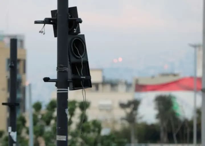 خللٌ تقنيّ يُخرج إشارةَ مفرق المرج عن الخدمة… والتَّسوّل يرفع مستوى الخطر