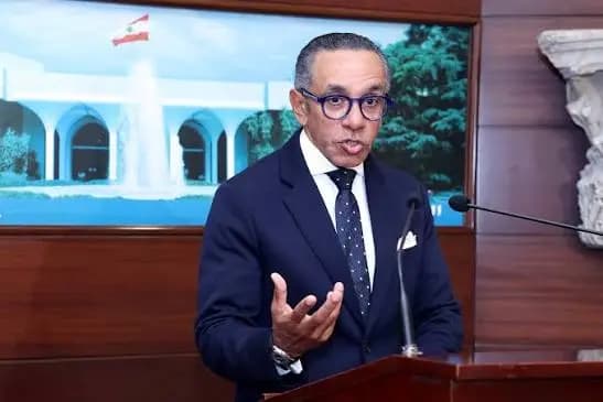 المفاوضات تحتاج أوراق قوة.. السفير المصري: الحزب سيتعاون