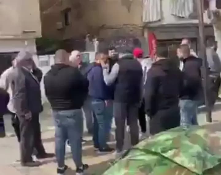 إخلاء مبنى في طرابلس!