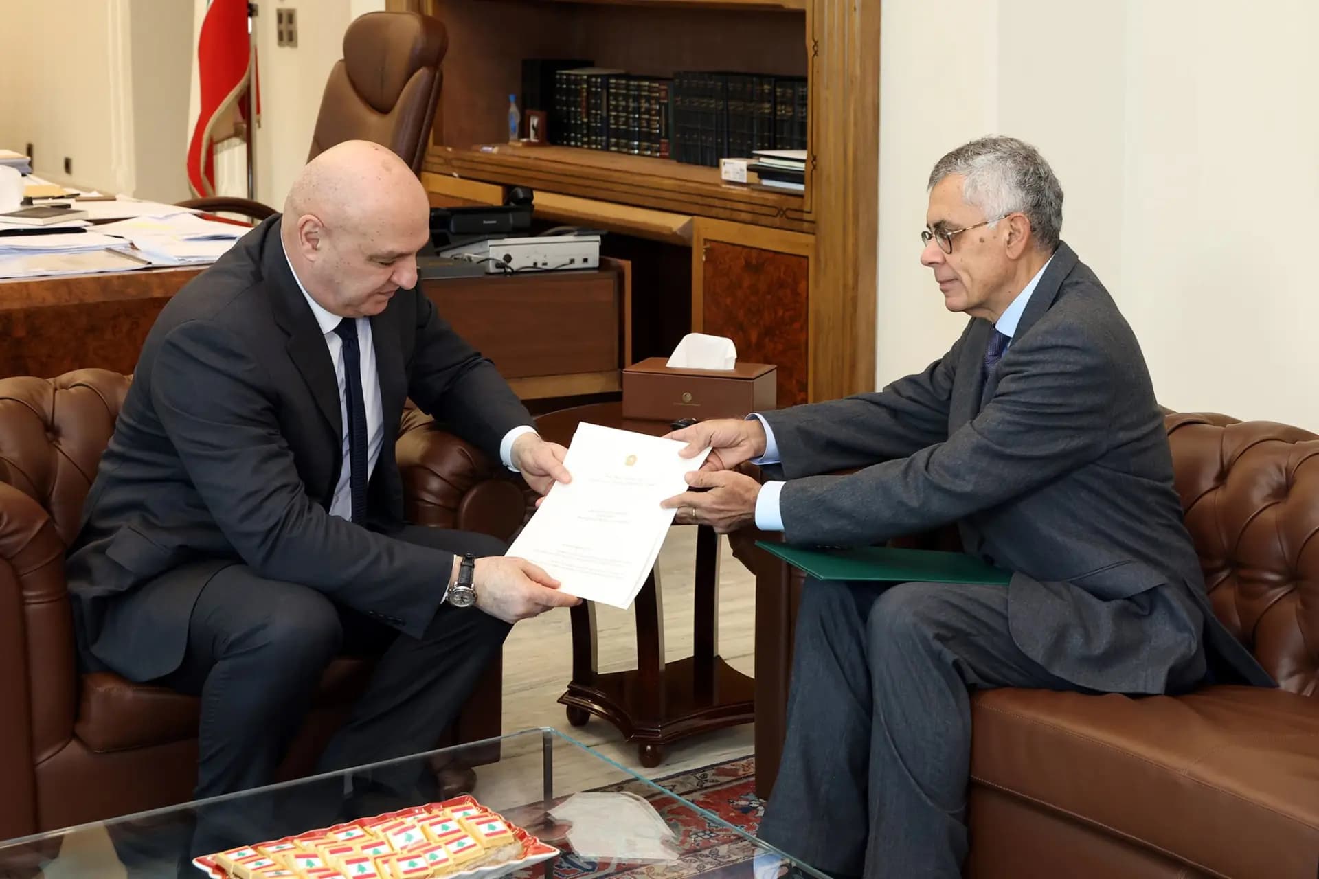عون يتلقى دعوة رئاسية لزيارة البرازيل