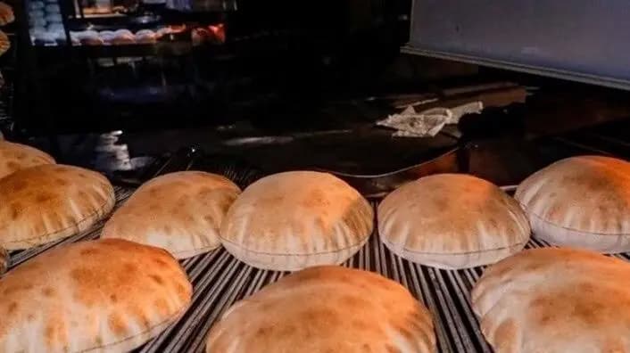 الأفران تعمل.. والخبز مضمون!
