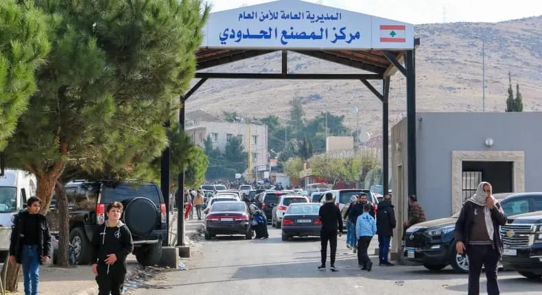 مخلّصو البضائع في المصنع: لتسريع المعاملات وتعزيز الإيرادات الجمركية