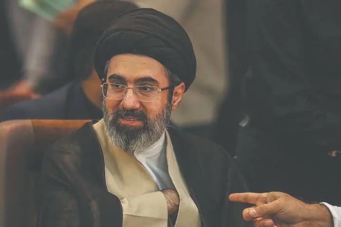 مكافأة أميركية بملايين الدولارات.. والهدف مجتبى خامنئي