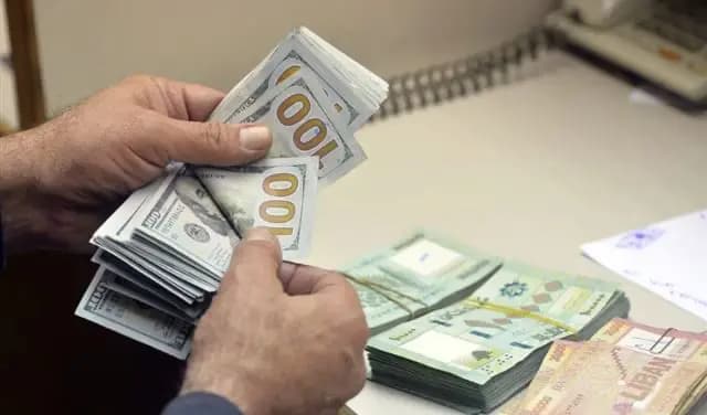 "سبب أساسي" لتعديل سعر صرف الدولار... ماذا عن "القروض الخاصة"؟