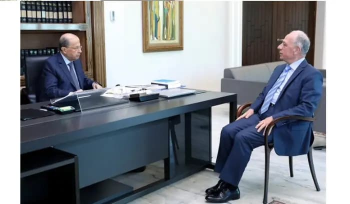 رئيس الجمهورية عرض مع وزير الدفاع المستجدات والاوضاع الامنية