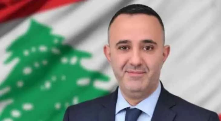 بيضون أعلن مبادرة من "الأيادي الإغترابية البيضاء" لتأمين كلفة نقل الأساتذة في عدة مدارس وثانويات