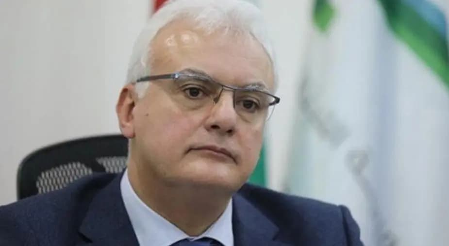 جوني قرم خارج "الاتصالات" في الحكومة المقبلة... وهذا خلَفه