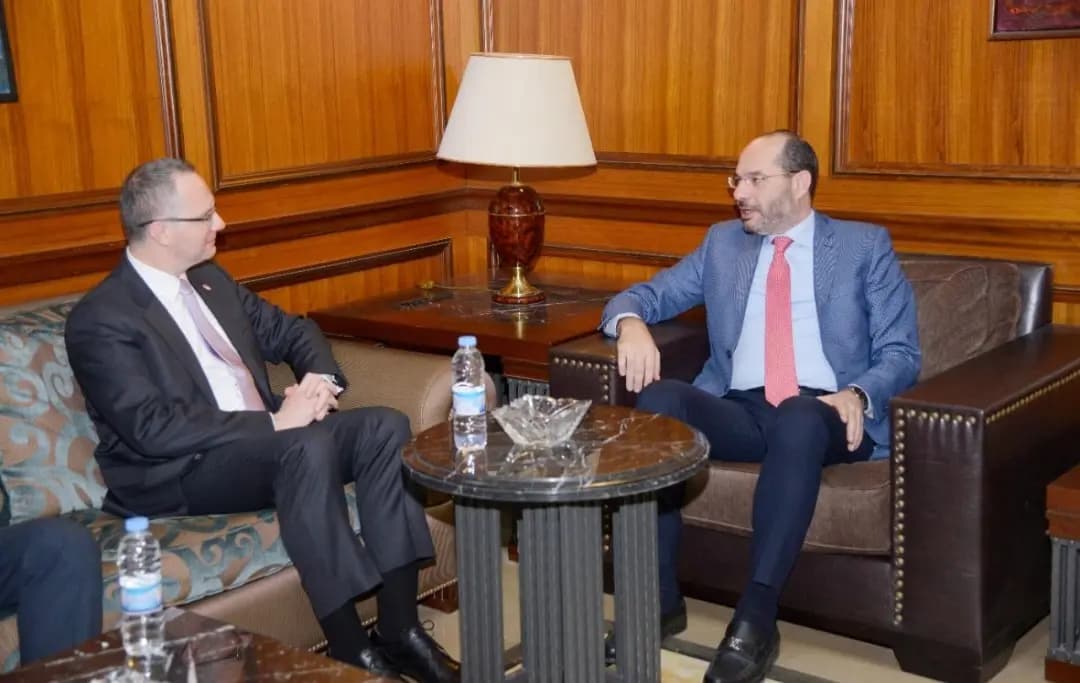 مراد يستقبلُ السَّفيرَ التُّركيَّ في مجلس النوّاب ويبحثٌ معه في سُبل التّعاون بين البلدين