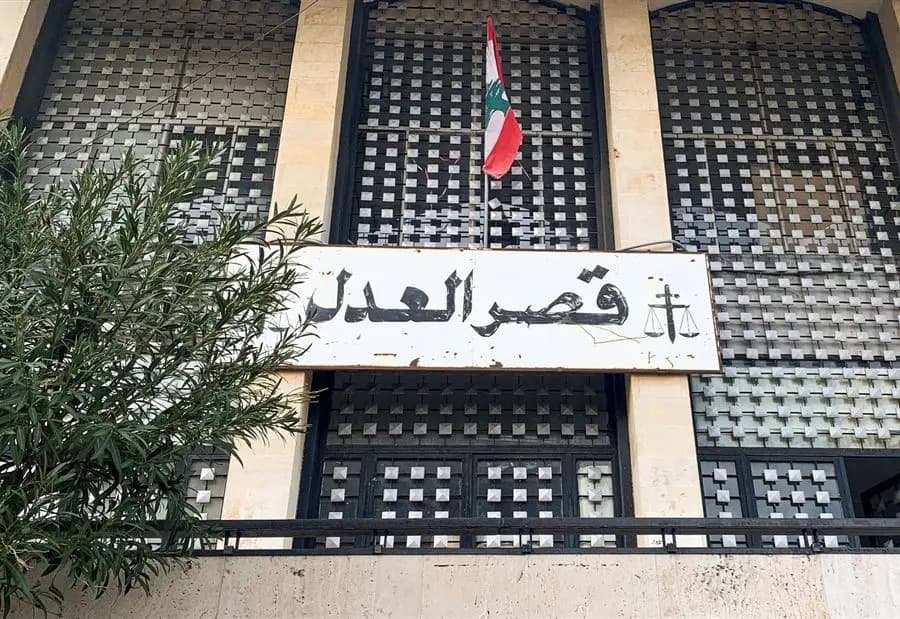 نقابة المحامين تُطالب القضاة بـ "فكّ إضرابهم"