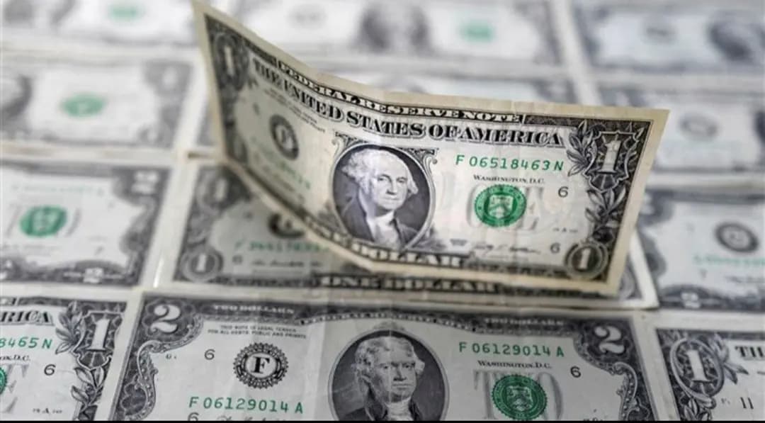 كيف أقفل سعر صرف دولار السوق السوداء صباح اليوم؟