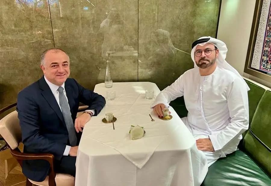 لقاءٌ بين بو صعب ووزير إماراتي