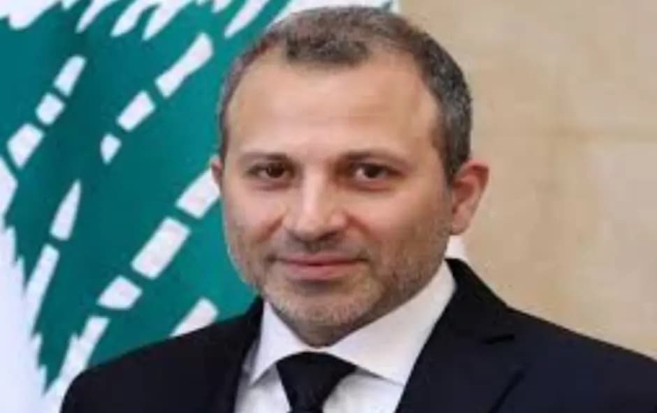 هذا ما كشفه باسيل عن تولي الحكومة الحكم بعد مغادرة عون!