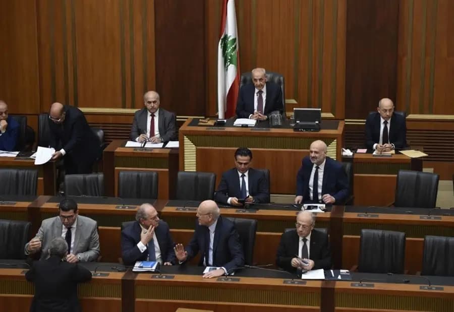 سقوط مريع"... سجال قانون السرية المصرفية يفضح "المستور"