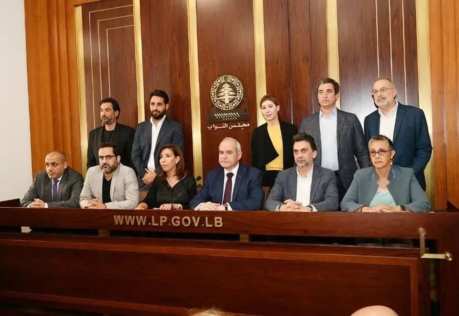 4 نواب "مشاغبين" في تكتّل "التغيير"