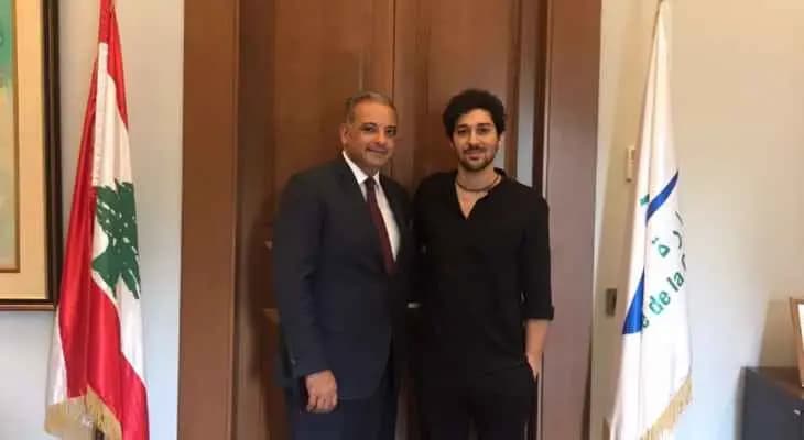 مشروع فني لبناني يبحثه المرتضى مع الفنان مارك كيروز... ما هو؟