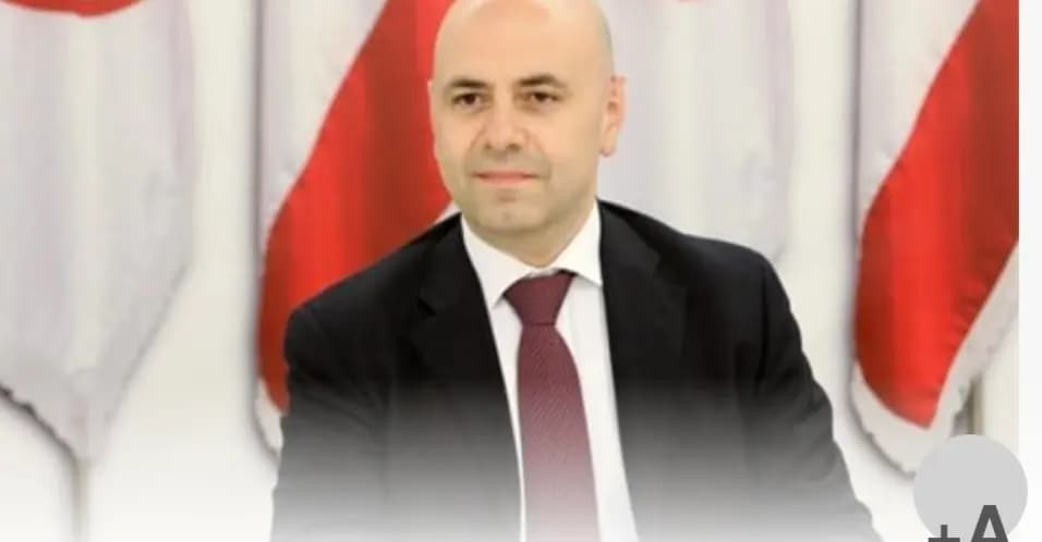 حاصباني: معوّض هو الاسمُ الجدّيُّ المطروح الآن ،ونتمنّى أن تتوحّدَ المعارضةُ على اسمه والخطوات تسير في هذا الاتجاه إنّما بوتيرةٍ بطيئةٍ والنقاش مفتوحٌ بين كلّ الفرقاء والأهمّ ألا تكون المعارضة مشرذمة
