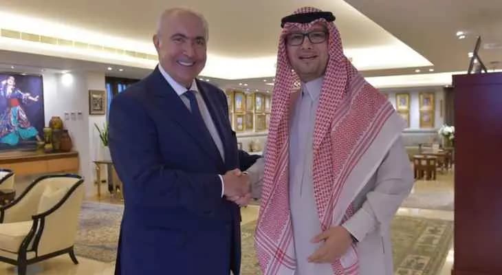 بعد لقائه مع البخاري... ماذا قال مخزومي؟
