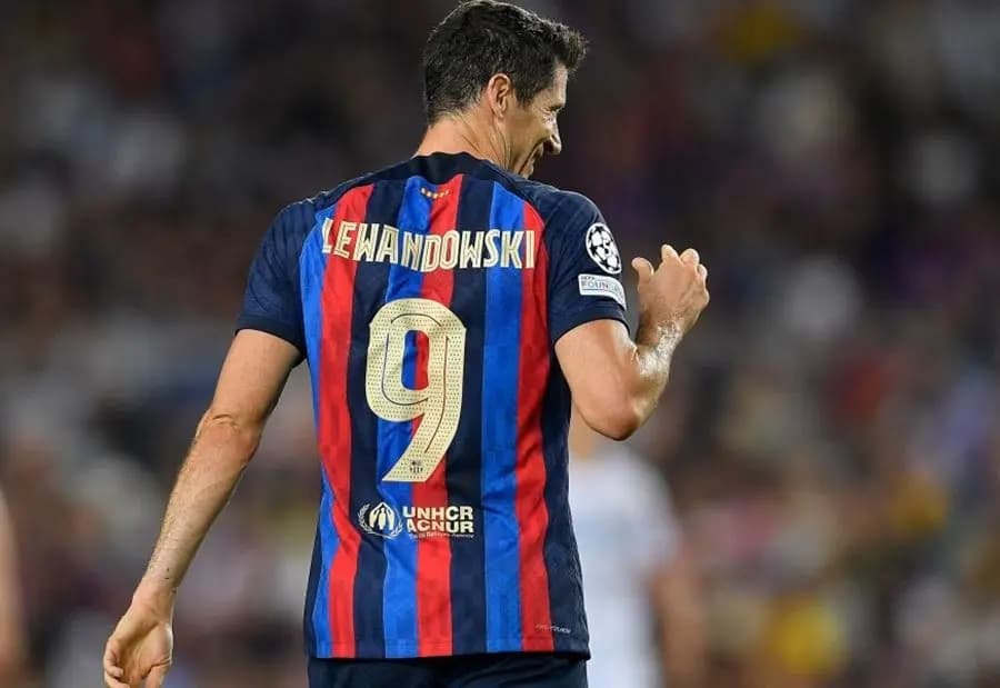 برشلونة يودّع دوري الأبطال من "الباب الصغير"