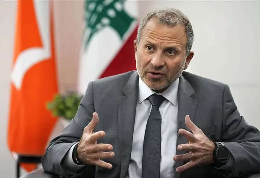 مقاربة جديدة بين الحزب وباسيل