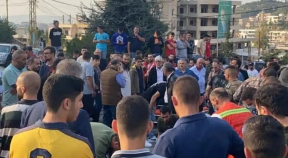 قتيل و6 جرحى بانقلاب سيارة