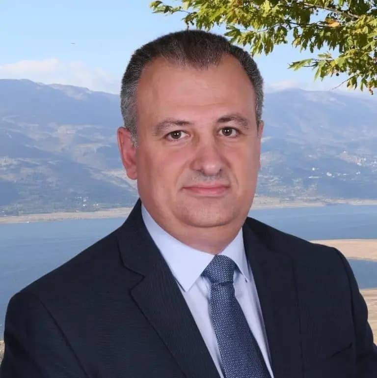 المحامي جورج عبود يعلن ترشحه في البقاع الغربي